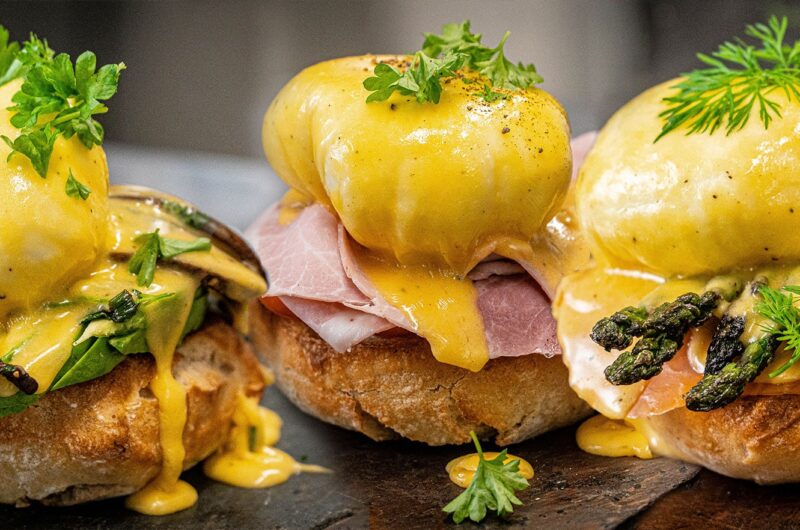 3 slags Eggs Benedict fra bunden